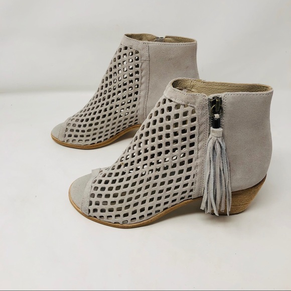 COPY - New Matisse Indie Cut out tassel ankle booties - Picture 3 of 7